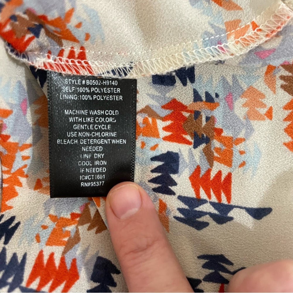 Sanctuary Two Tiered Layered Geometric Triangle Print Tank Top - Picture 5 of 5
